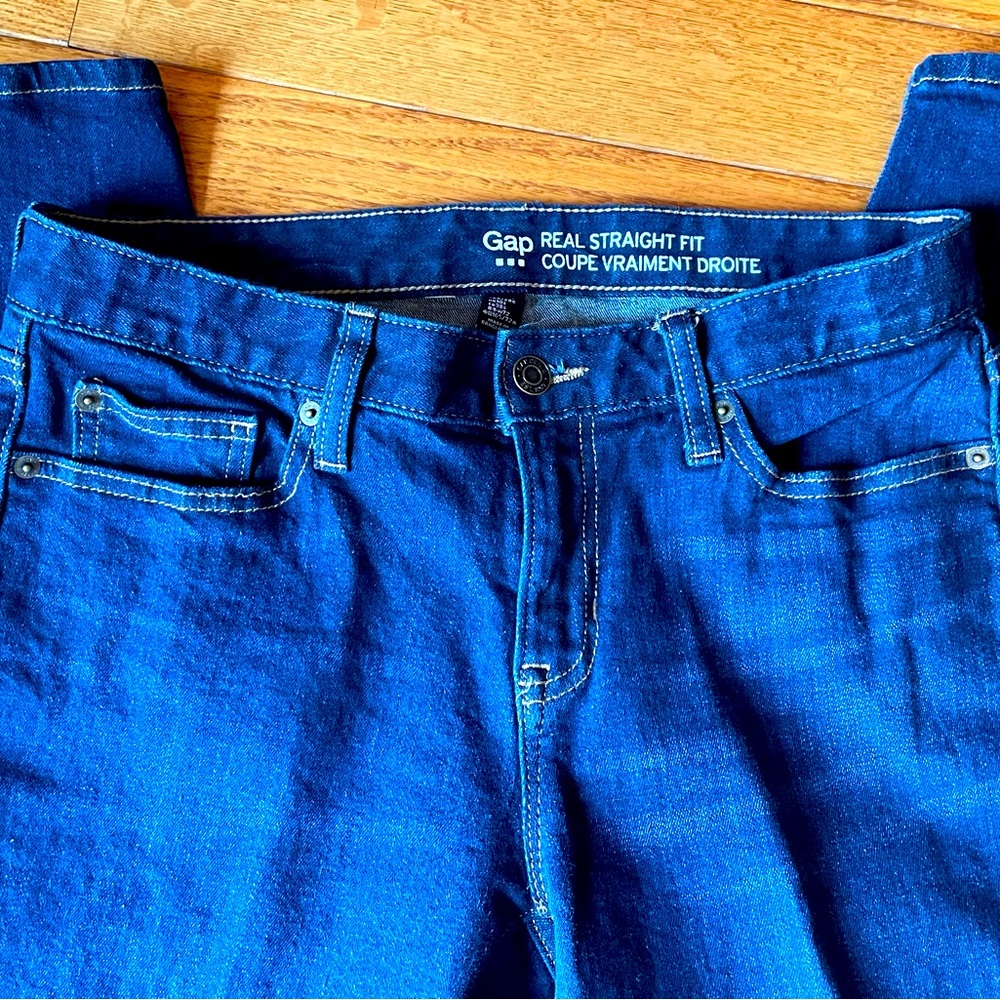 Gap Straight Fit jeans